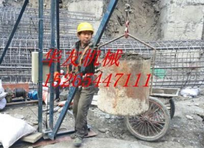 點(diǎn)擊查看詳細(xì)信息<br>標(biāo)題：華友機(jī)械建筑 挖樁 打井用小吊機(jī) 閱讀次數(shù)：7186